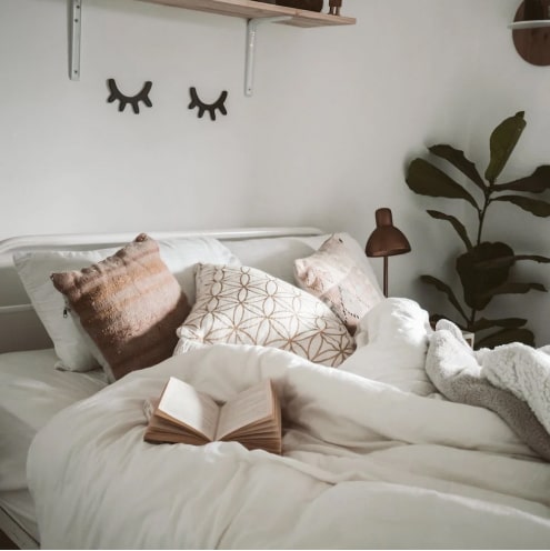 Furniture Export Packaging from India 2 Solid wood bed frame in Sheesham, jointed rails, Indian queen size