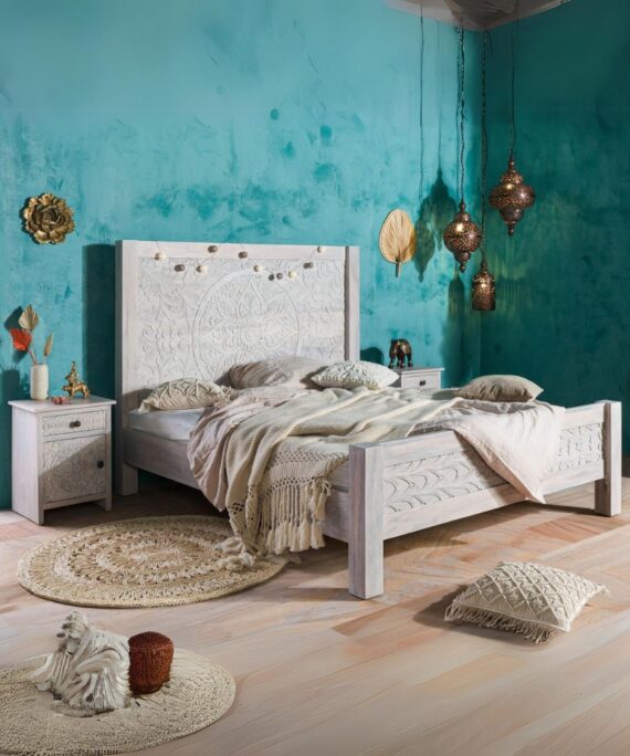 Furnliv Persia Solid Wood Carved Bed