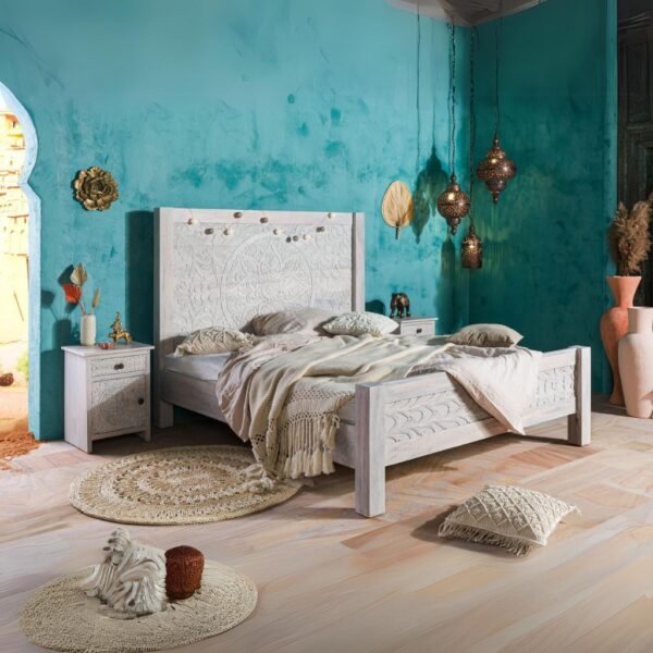 Furnliv Persia Solid Wood Carved Bed