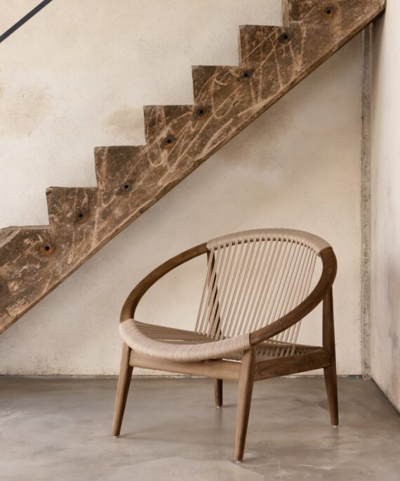 Furnliv Celine Premium Solid Wood Lounge Chair #01