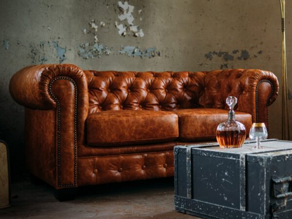 Furnliv Chesterfield 2-Seater #23 - Image 2
